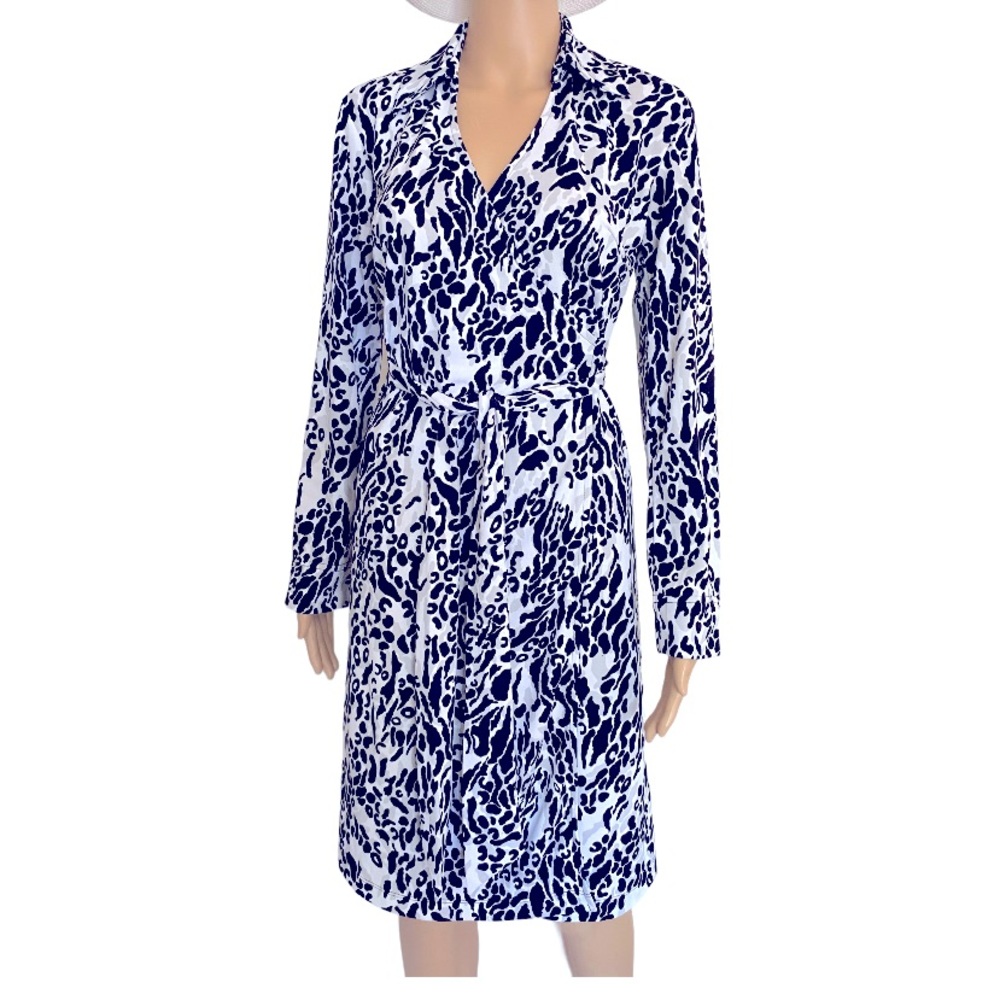 EXPRESS White Black Gray Animal Print Long Sleeves Wrap Midi Dress Size 5/6